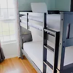 Wanderstay Houston Hostel